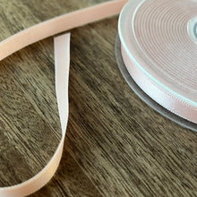 Charger l'image dans la galerie, Ruban satin double face 9mm - Plusieurs coloris disponibles