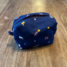 Charger l'image dans la galerie, Trousse de toilettes </p> Plusieurs coloris disponibles