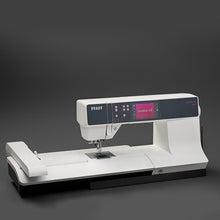 Charger l'image dans la galerie, Machine à coudre et à broder Creative 3.0

