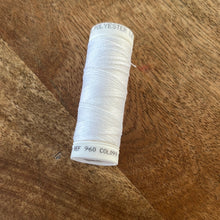 Charger l&#39;image dans la galerie, Bobine fil polyester 100m - Plusieurs coloris
